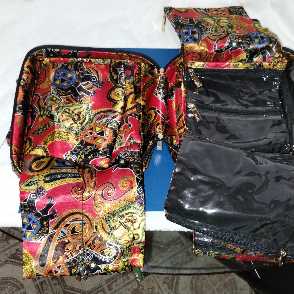 PurseN Tech Vibrant Red and Gold Travel Bag - Picture 3 of 6